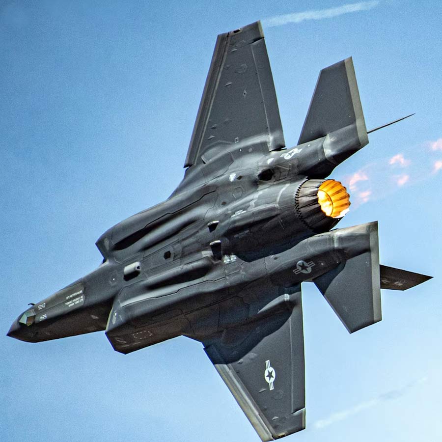 US Navy’s F/A-18 Super Hornet fleet faced a troubling, seven fighter jets crashes in a year