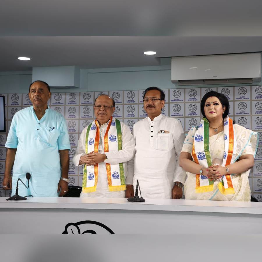 Sovan Chatterjee and Baisakhi Banerjee arrived at the TMC Bhawan