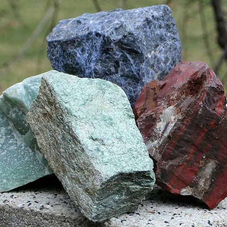 In US President Donald Trump lost tariff war with China due to rare earth minerals 