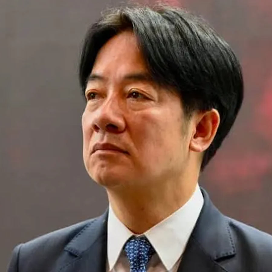 In US President Donald Trump lost tariff war with China due to rare earth minerals 