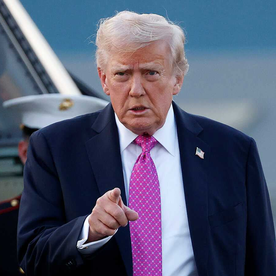 In US President Donald Trump lost tariff war with China due to rare earth minerals 