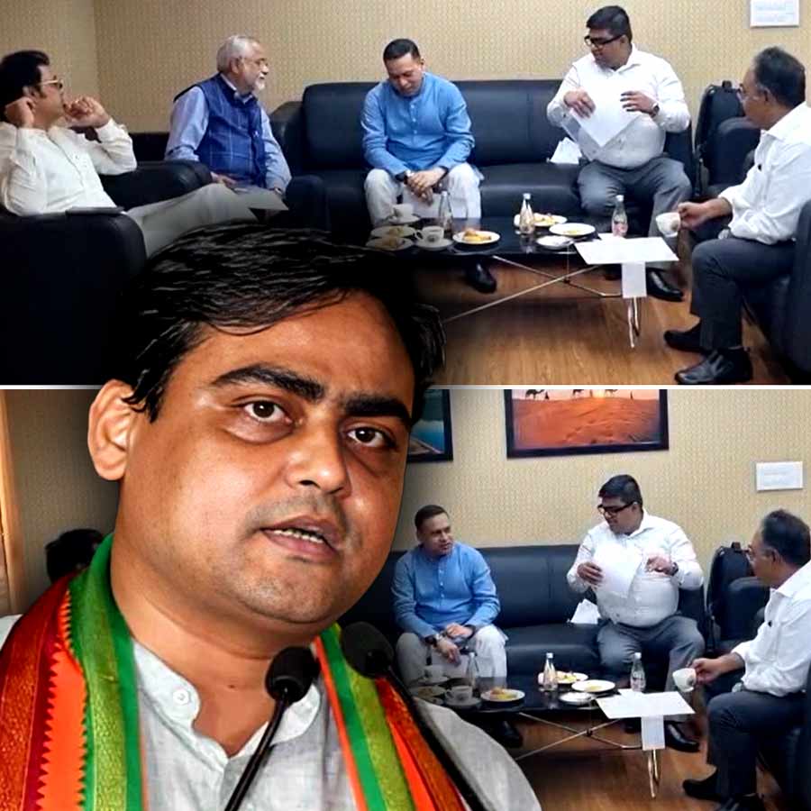 BJP MP Shantanu Thakur went to CEO office in Kolkata instead of Delhi EC office dgtl