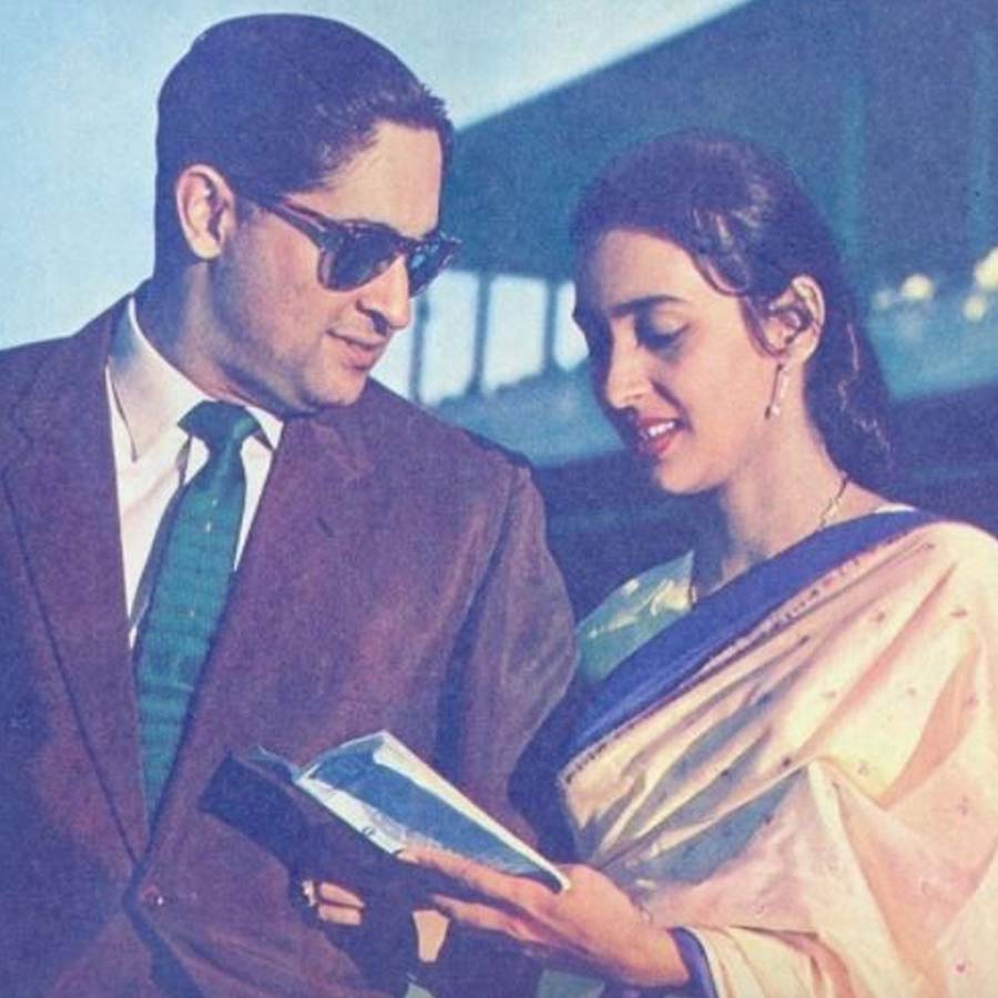 Nutan and Sanjeev Kumar