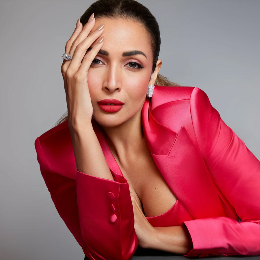 Malaika Arora revelaed that she likes rugged looking men who can flirt easily dgtl