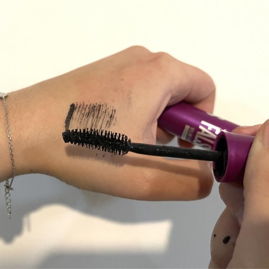 how to revive dried up mascara without water or oil dgtl