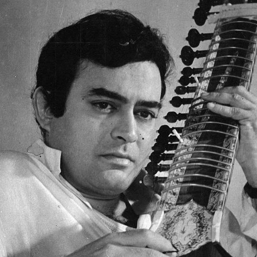 Sanjeev Kumar’s friends abandoned him after ill health, Only Boney Kapoor returned the money to his family