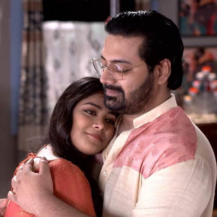 শীঘ্রই কি সোনামণি সাহা এবং প্রতীক সেন বিয়ে করছেন?