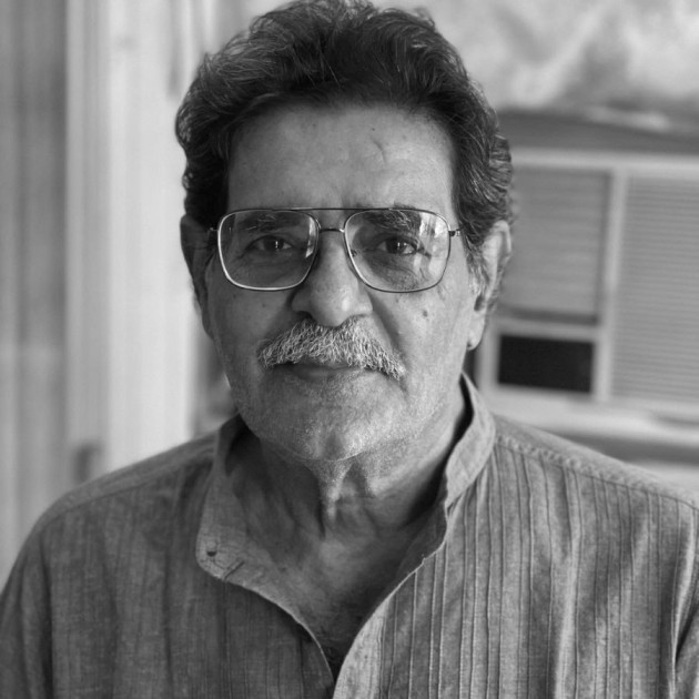 বাবার মৃত্যুতে শোকস্তব্ধ শিলাদিত্য। 