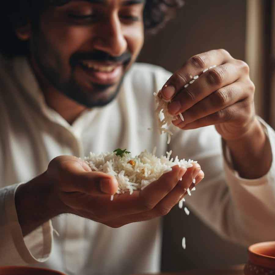Try this one simple trick while eating rice to control weight gain