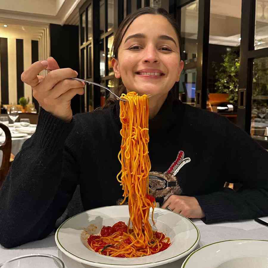 Alia Bhatt's nutritionist shares hacks to protect enamel dgtl