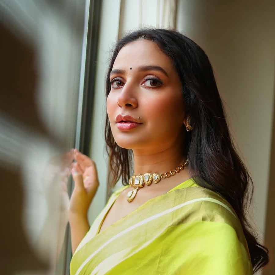 ব্যক্তি শুভশ্রী কখনও সেটে যায় না।