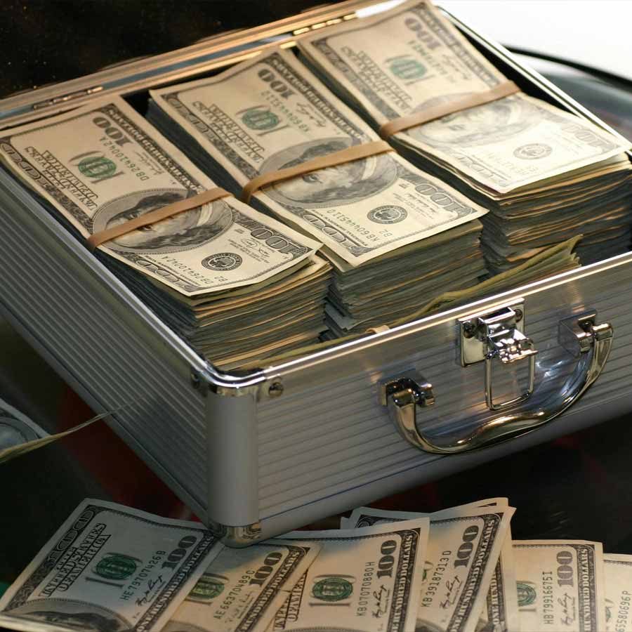 Why billionaires preferred to deposit their money in Swiss Bank 