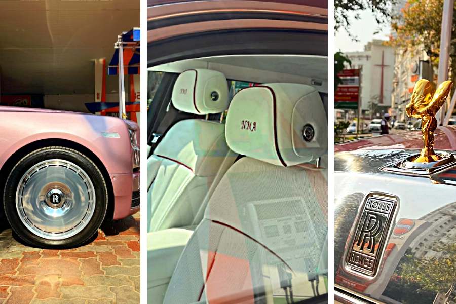 বাঁ দিকে, ডিনার প্লেট হুইল। মাঝে, নীতার নামের আদ্যক্ষর গাড়ির আসনে। ডান দিকে, সোনার পাতে মোড়া রোলস রয়েসের প্রতীক। 