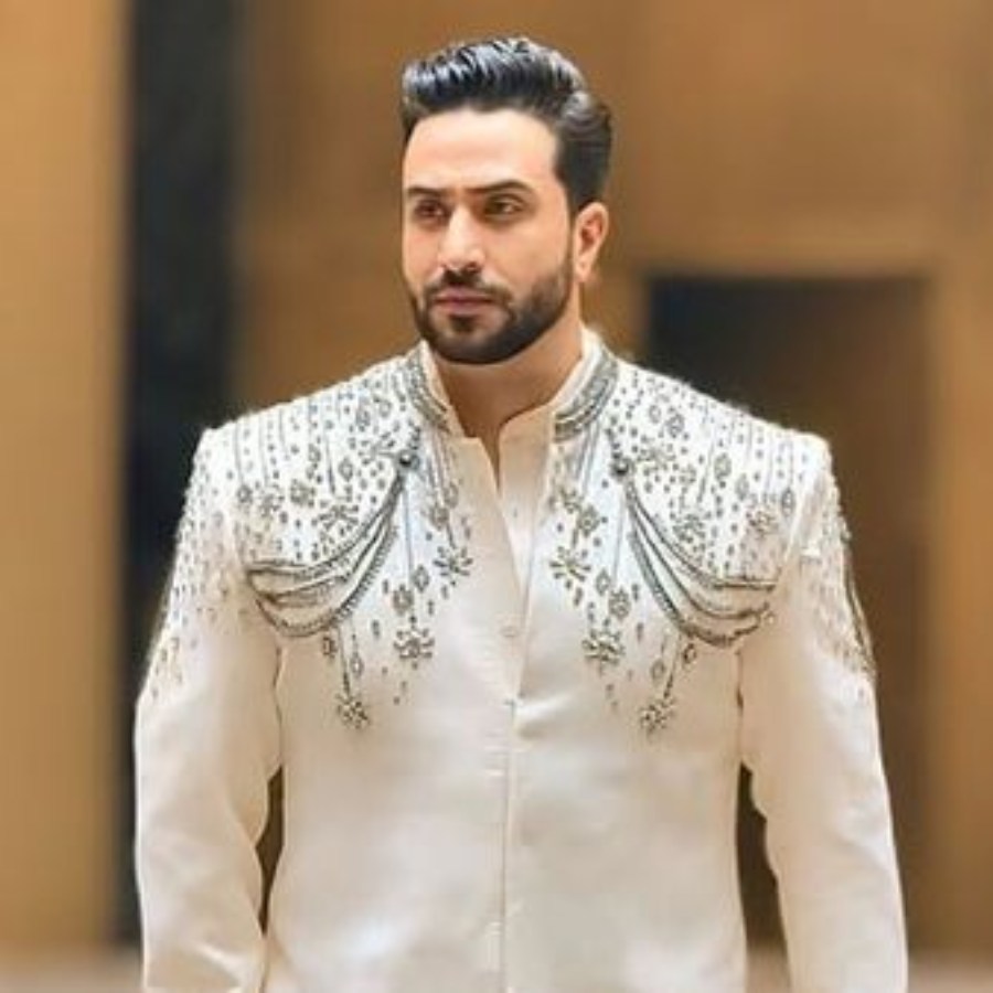 পায়ে চোট লাগার পর ওজন বেড়ে গিয়েছিল অলীর।