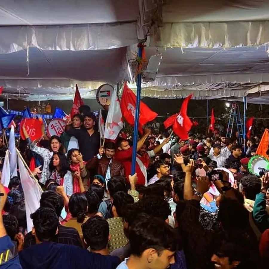 Left Students unity won all four important seats in the JNU student elections