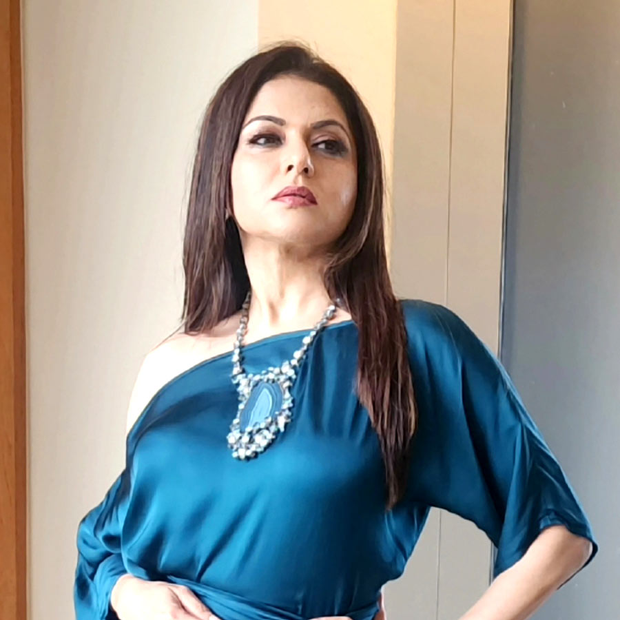 Bhagyashree Opens about Menopause and urges men to little kind dgtl