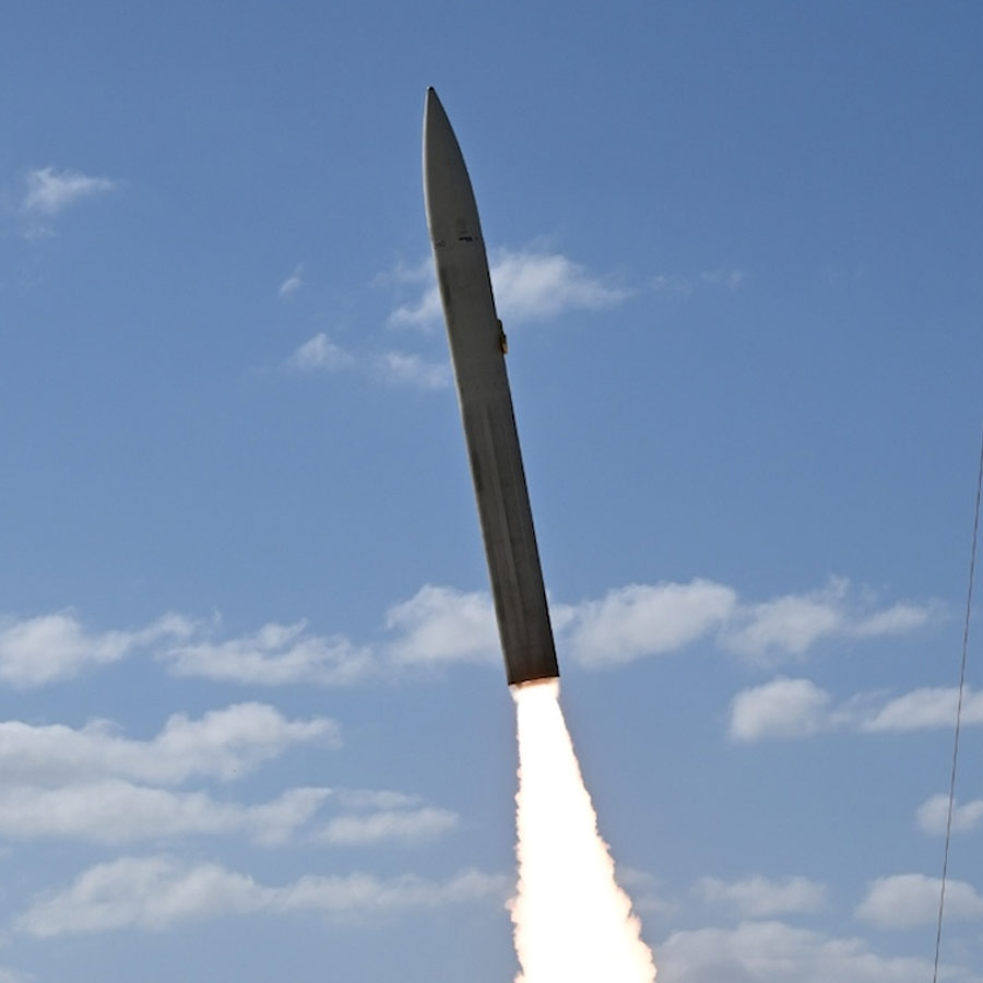 China tests new generation Hypersonic missile which can maneuver in mach 5 speed, a big concern for US