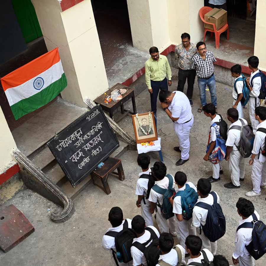 Communal disputes and political controversies surrounding the song Vande Mataram have continued