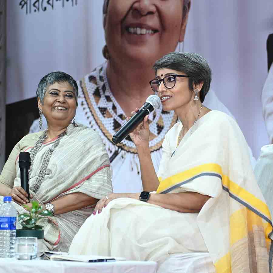 Ratnaboli Ray and Anuttama Bandyopadhyay engaged in a discussion to find out the meaning of motherhood dgtl