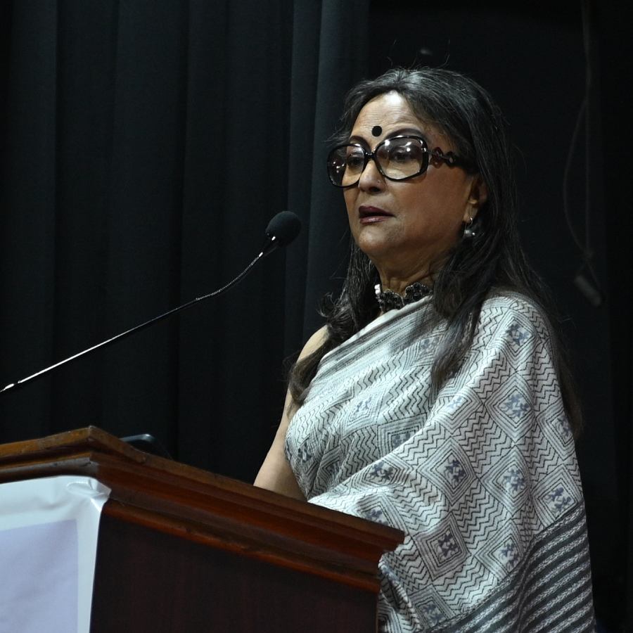 নাগরিক চেতনার মঞ্চে অভিনেত্রী অপর্ণা সেন।