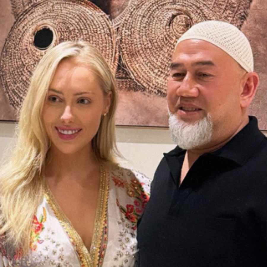 US Pop Star claimed she unknowingly married Sultan of Kelantan