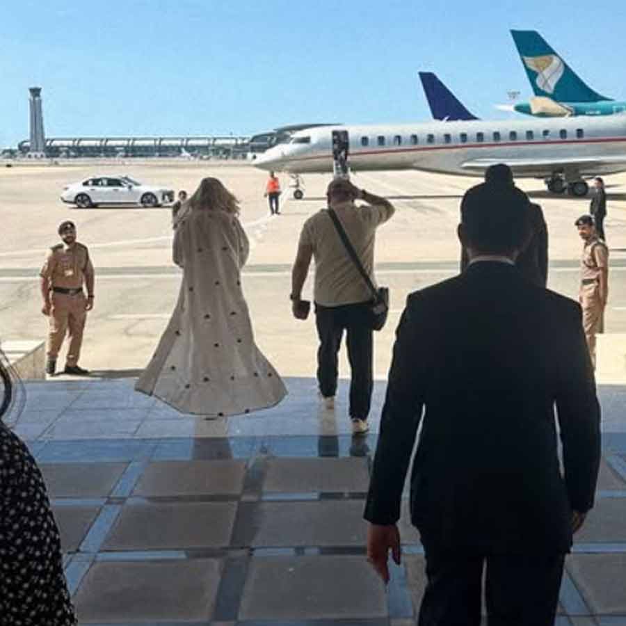 US Pop Star claimed she unknowingly married Sultan of Kelantan