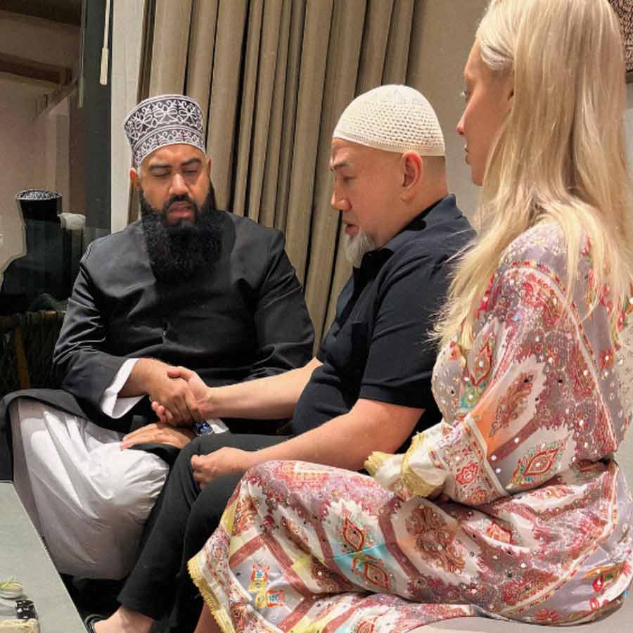 US Pop Star claimed she unknowingly married Sultan of Kelantan