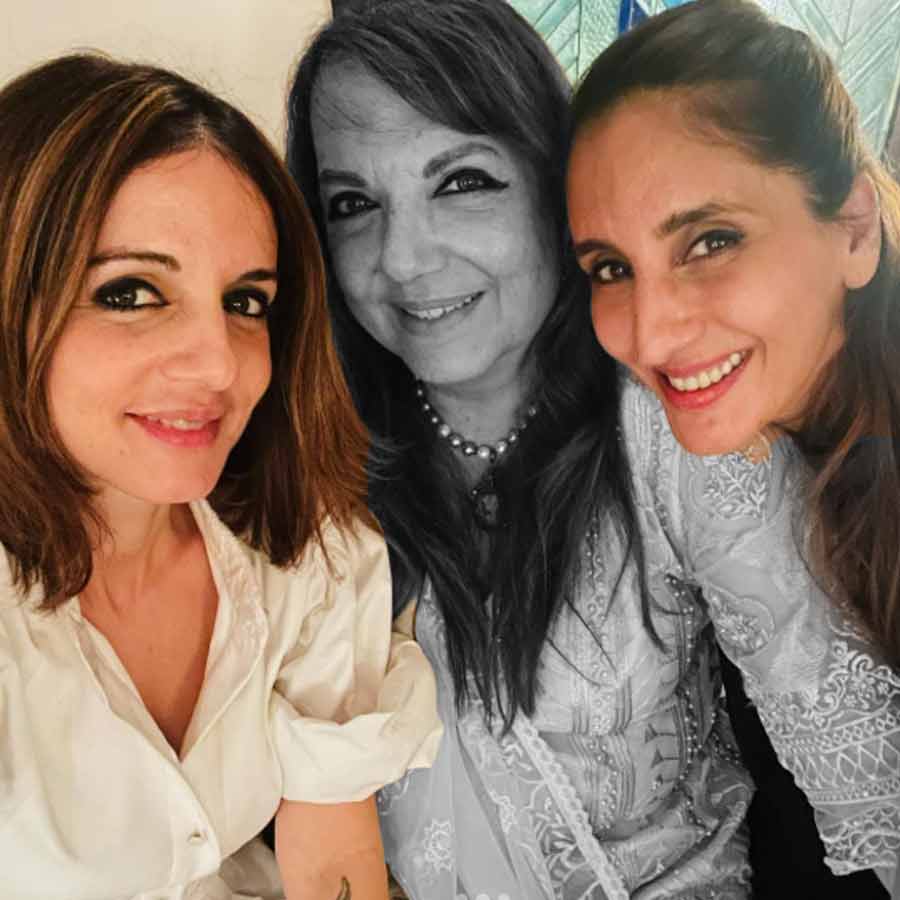 Married As A Muslim Cremated According To Hindu Rites Daughter Farah Khan Ali Says about Her Mother dgtl