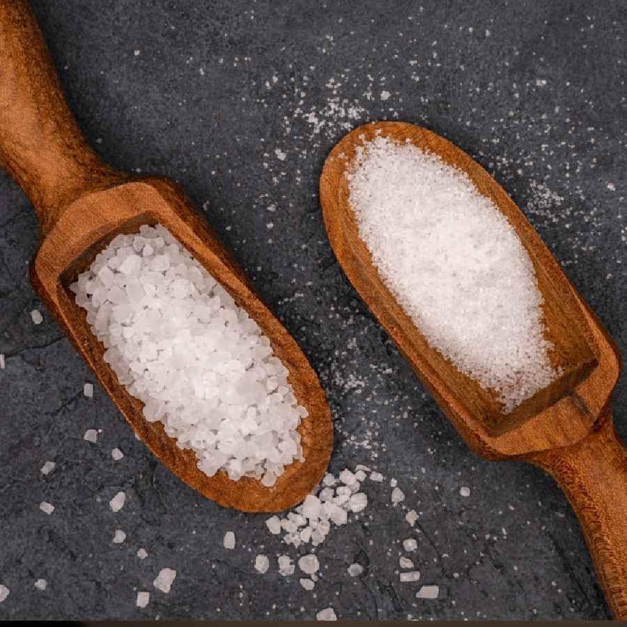 শরীরের কিন্তু নুন-চিনিও চাই।