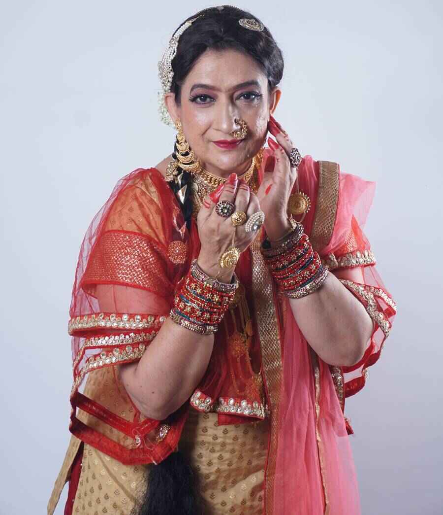 স্বাগতা মুখোপাধ্যায় যখন মঞ্চের ‘গওহর জান’।