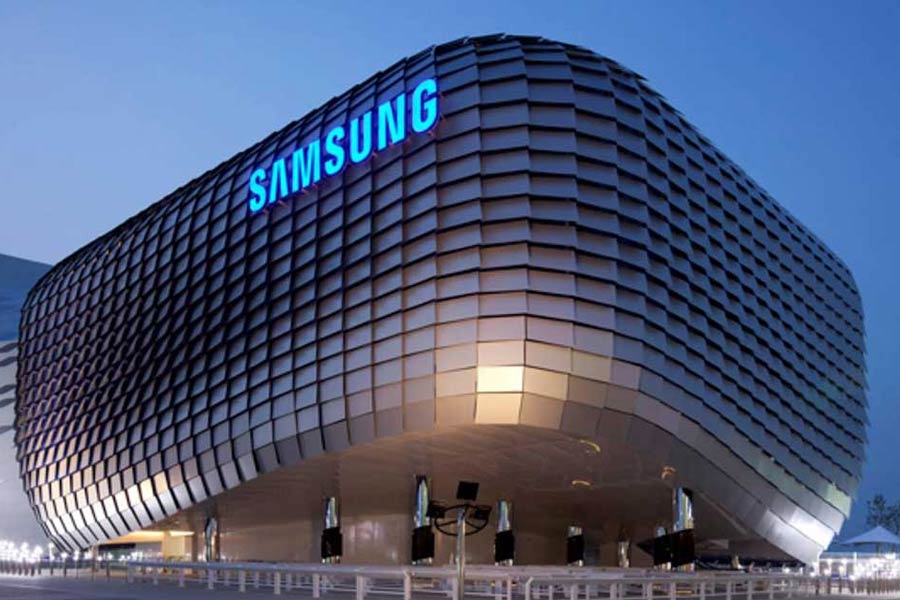 BlackBerry comes back with new operating system; know constant success and failure of Canadian tech giant