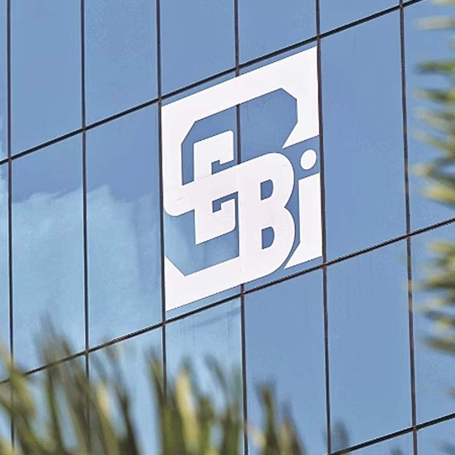Investing in digital or e-gold products in various online platforms has significant risks, warned by SEBI