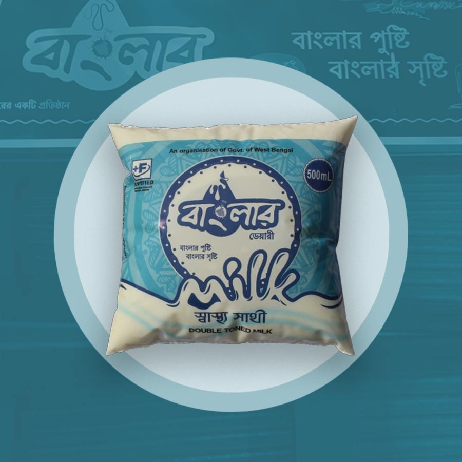 চাহিদা বাড়ছে বাংলার ডেয়ারি দুধের, সঙ্গে মূল্যবৃদ্ধিও।