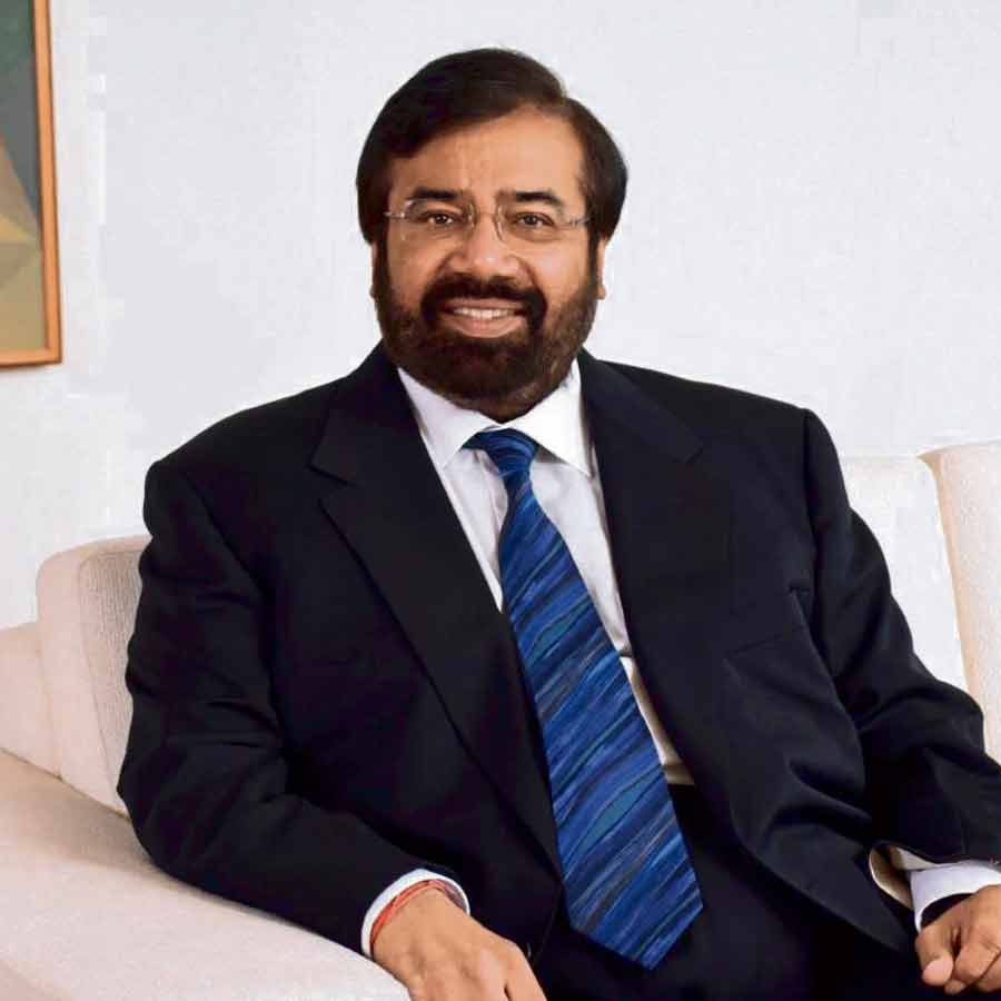 What if US president Donald Trump bans India from using Google, Instagram, Facebook, Harsh Goenka and Sridhar Vembu reacts