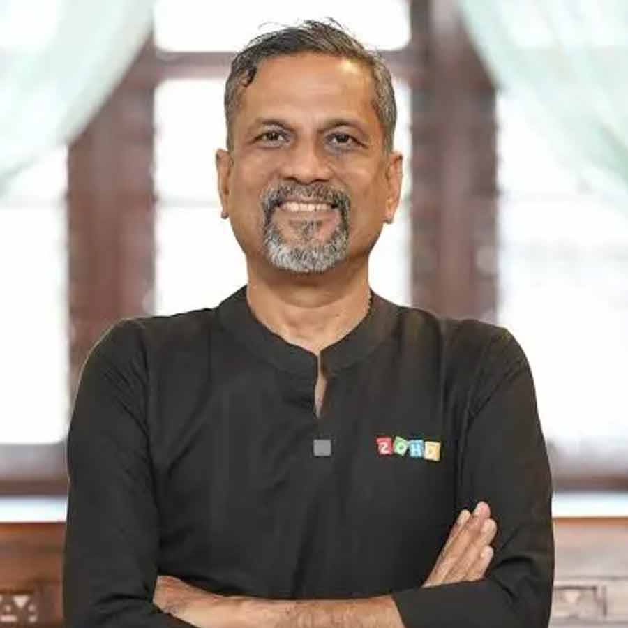 What if US president Donald Trump bans India from using Google, Instagram, Facebook, Harsh Goenka and Sridhar Vembu reacts