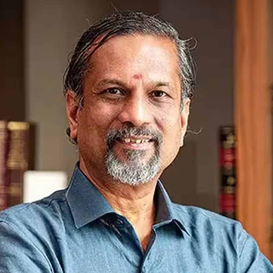 What if US president Donald Trump bans India from using Google, Instagram, Facebook, Harsh Goenka and Sridhar Vembu reacts