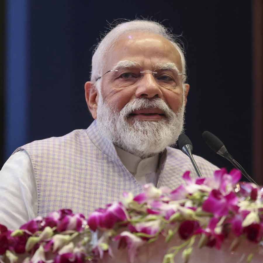Narendra Modi government earns Rs 800 crore from scrap selling in October, 2025 which is more than cost of Chandrayaan-3 