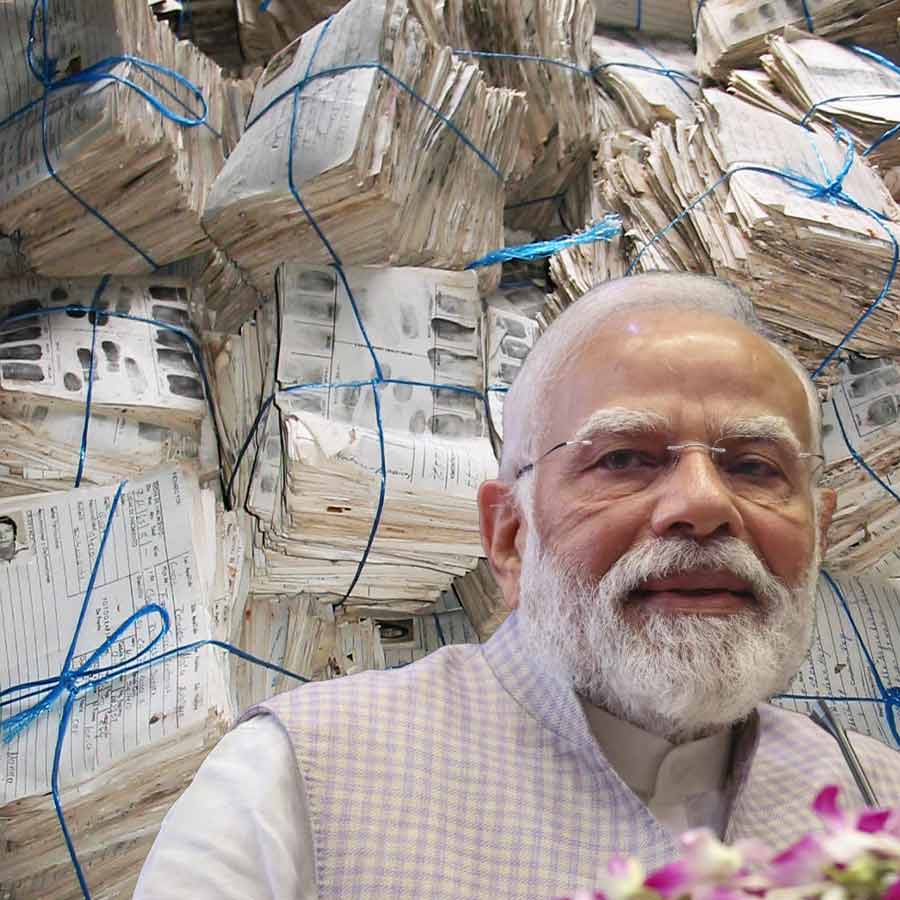 Narendra Modi government earns Rs 800 crore from scrap selling in October, 2025 which is more than cost of Chandrayaan-3