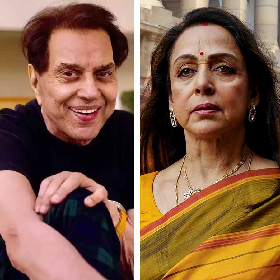 Dharmendra Health Update shares by Sunny Deol And hema malini dgtl