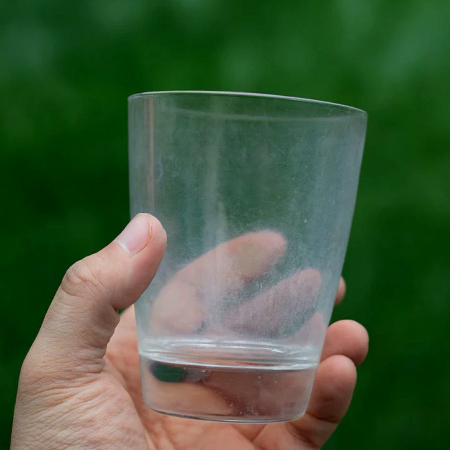 How to clean cloudy wine glass or glass jar by 2 ingredients dgtl