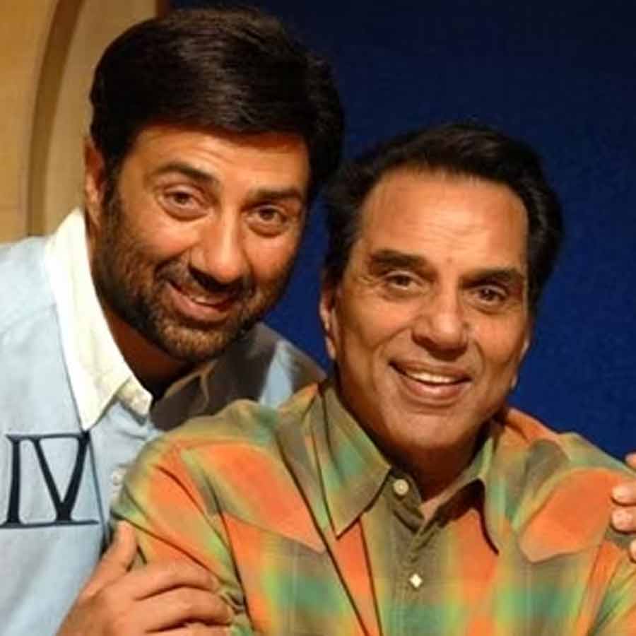 Dharmendra Responded in treatment sunny deol team shares health update dgtl