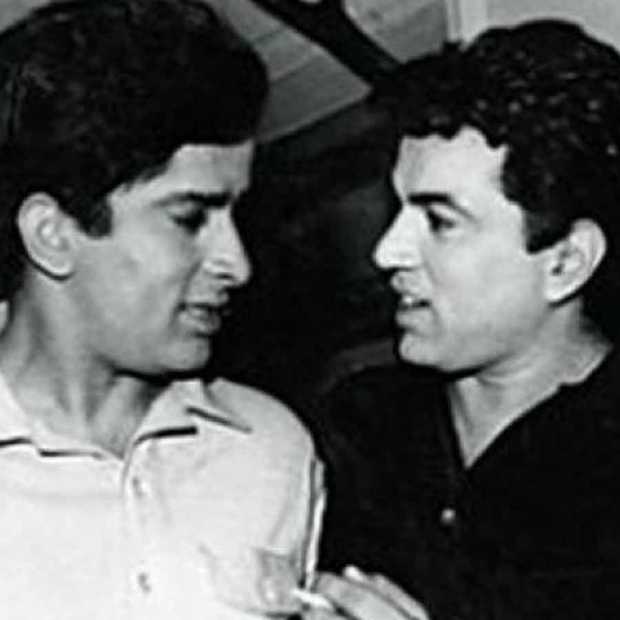 Dharmendra and Sashi Kapoor