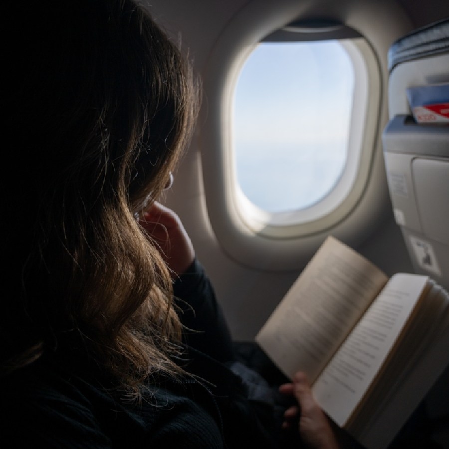 How to cope with boredom during long distance flights dgtl