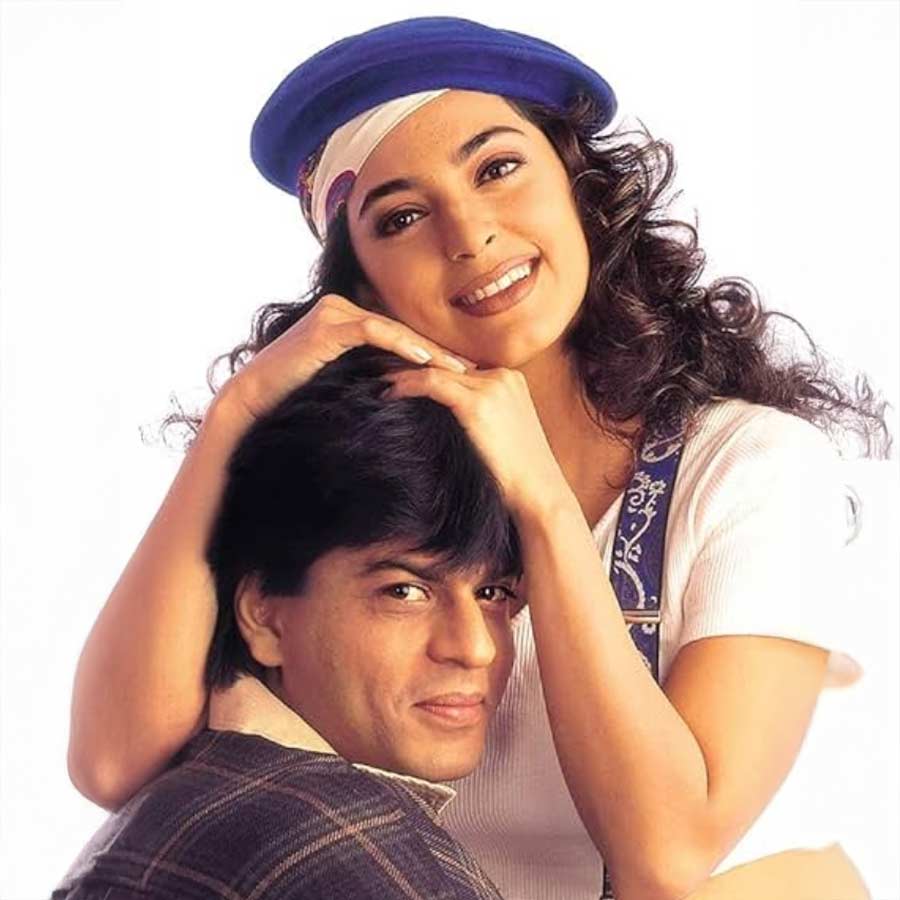 Shah Rukh Khan and Juhi Chawla