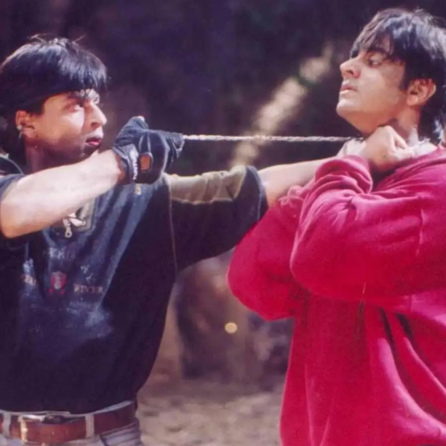 Shah Rukh Khan in Josh movie scene