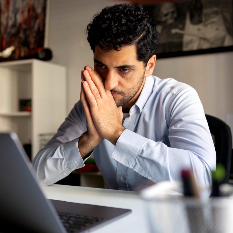 কর্মজগতে  উৎপাদনশীলতা বাড়ূবে কী ভাবে?