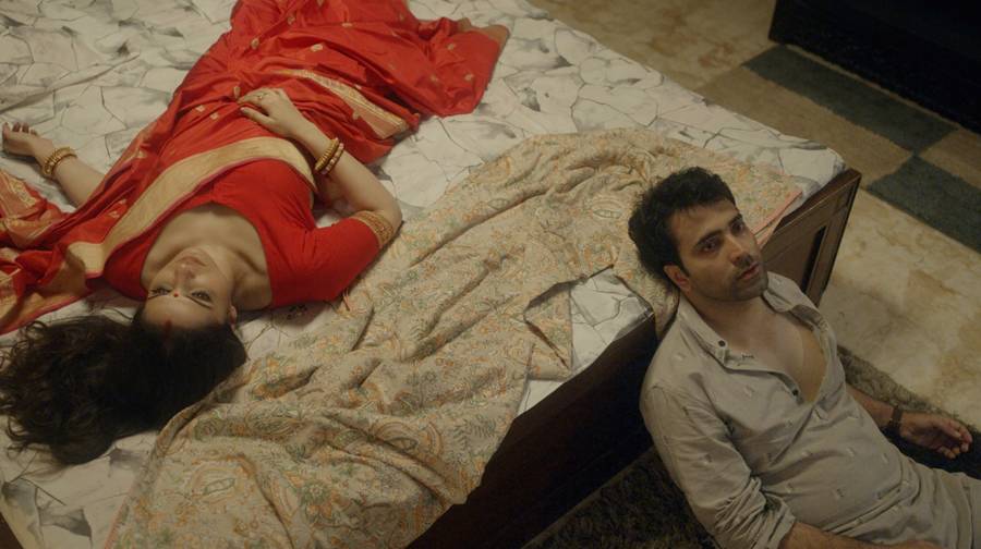 তনুশ্রী চক্রবর্তী, আবীর চট্টোপাধ্যায় ‘ডিপ ফ্রিজ’ ছবিতে।