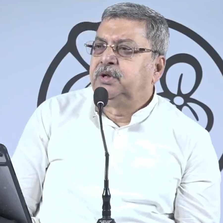 TMC to raise two questions in SIR case hearing, Kalyan Banerjee cleared