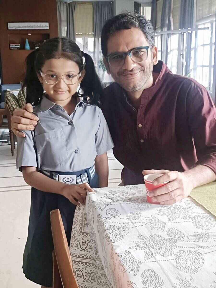 ‘রান্নাবাটি’ ছবিতে অনুমেঘা আর ঋত্বিক চক্রবর্তী।