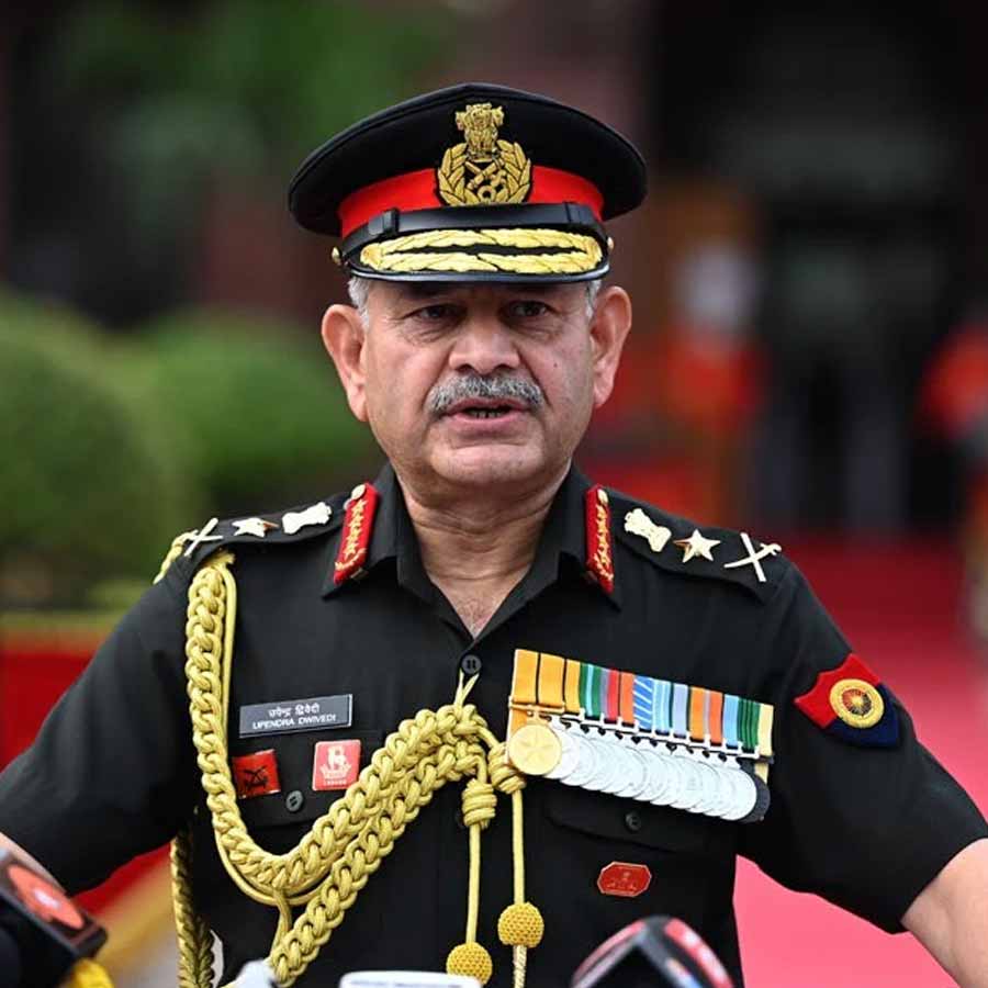 Army Chief Dwivedi said Operation Sindoor to continue for second phase after the Delhi Blast